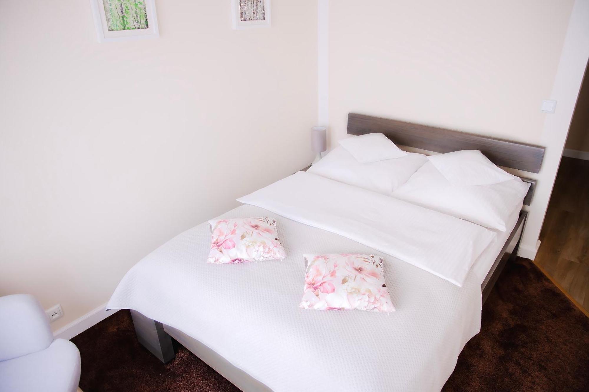 Apartament Bimba & Free Parking بوزنان المظهر الخارجي الصورة